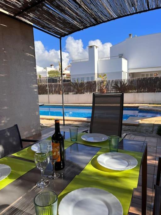 Chalet Con Piscina Sa Rapita Villa Bagian luar foto